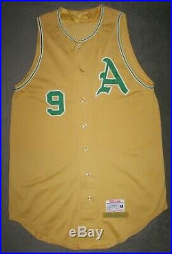 1963 Kansas City Athletics A's Sullivan Reynolds #9 Game Used Worn Gold Vest