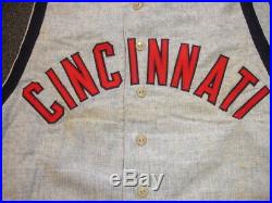 1964 Gordy Coleman Cincinnati Reds Game Used Road Vest Flannel Jersey #18
