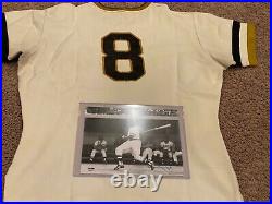 1972-73 Willie Stargell Pittsburgh Pirates Game Used Jersey SIA MEARS 9.5