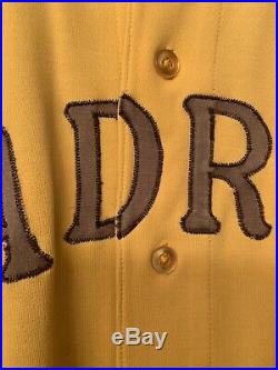 1972 San Diego Padres Jersey / Game Used Worn Johnny Jeter