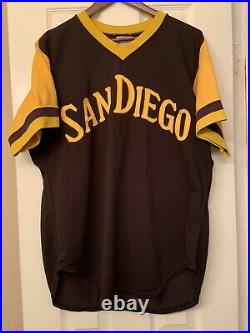 1977 San Diego Padres Jersey / Game Used Worn Butch Metzger