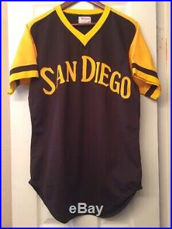 1977 san diego padres jersey/ game used worn