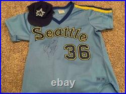 1983 Mariners Gaylord Perry Game Used & Signed Baseball Jersey and Hat MEARS 10