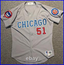 1992 Heathcliffe Slocumb game used Chicago Cubs jersey Cubbie and logo patches