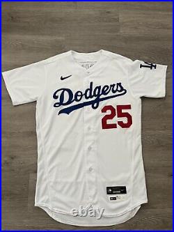 2023 Los Angeles Dodgers Kolten Wong Game Worn Used Jersey Rare MLB Cardinals