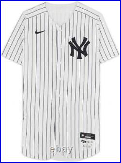 Aroldis Chapman New York Yankees Player-Worn #54 White Pinstripe Item#12294649
