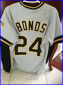 Barry Bonds game used/worn/issued 1990 road jersey. One year style