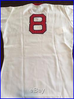 Boston Red Sox Carl Yaz Yastrzemski Game Worn Used 1974 Signed Jersey Mears 10