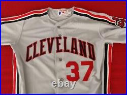 Cleveland Indians #37 Steve Davis 1989 Rawlings Game Worn Road Jersey Size 42