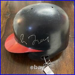 Greg Maddux Atlanta Braves Signed Game Used Helmet Hunt