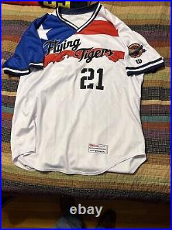 Lakeland Flying Tigers, Detroit Game Used Jersey Honoring Clemente #21 Patch