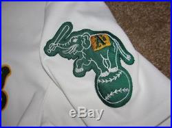 MARK McGWIRE Oakland A's Game / Team ISSUED HOME JERSEY 1987 Rawlings