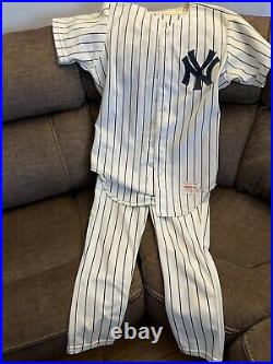 New York Yankees 1986 Game Used Uniform Jersey And Pants Montefusco