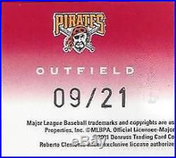 ROBERTO CLEMENTE 2001 Leaf Certified Jersey Patch LOGO CENTURY Fabric Game 9/21