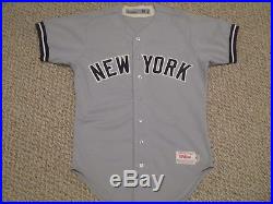 Rafael Santana #17 size 42 1988 Yankees Game Used worn jersey ROAD Gray