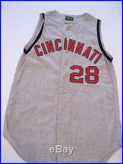 Vintage 1966 Cincinnati Reds Game Jersey Issued to #28, Vada Pinson
